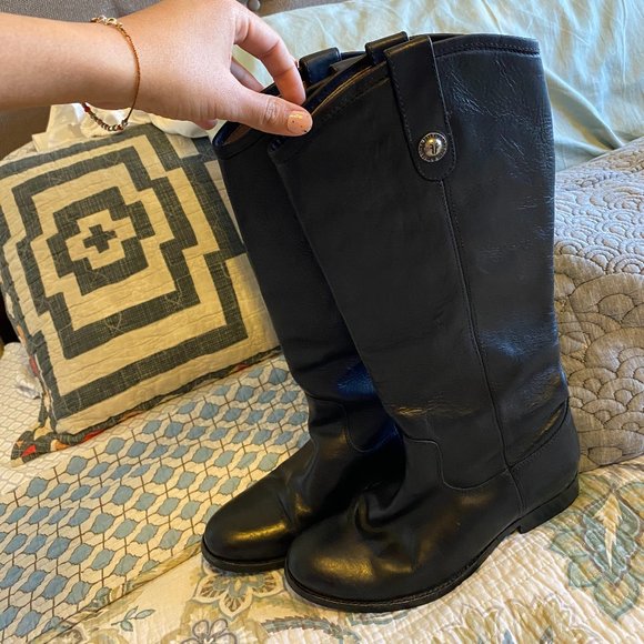 Melissa Button Lug Tall - Picture 3 of 3